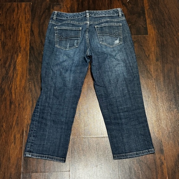 The Limited Denim 312 Cropped Capri Pants WoMen's Jeans Just Below the knee 4 - Picture 4 of 11
